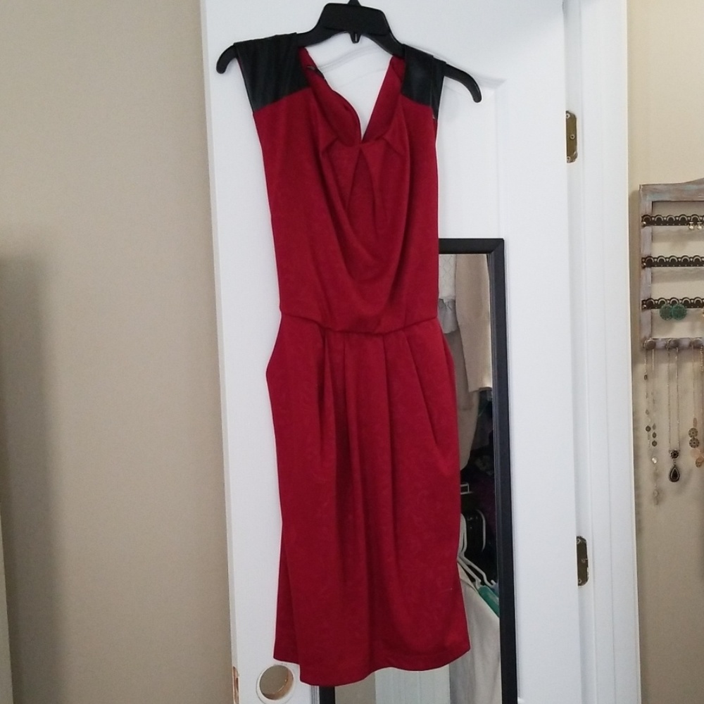 Red knee length dress with pockets!